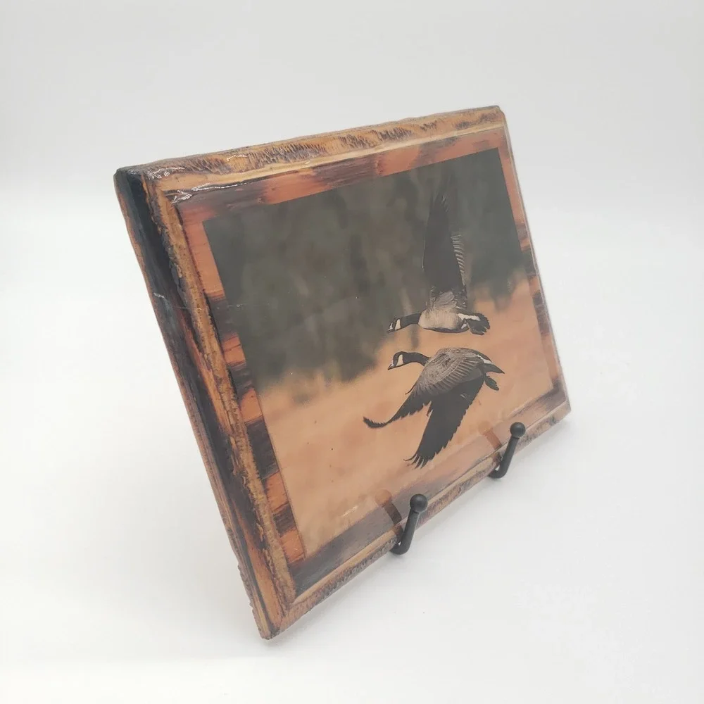 Rustic Canadian Geese Flying Wood Plaque Resin Gloss Wildlife Cabin Decor Art